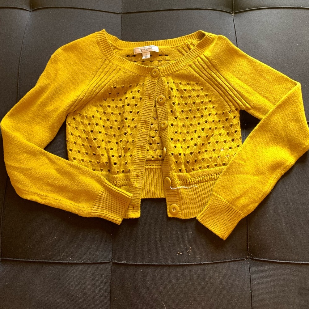 Cute Cropped Sweater!